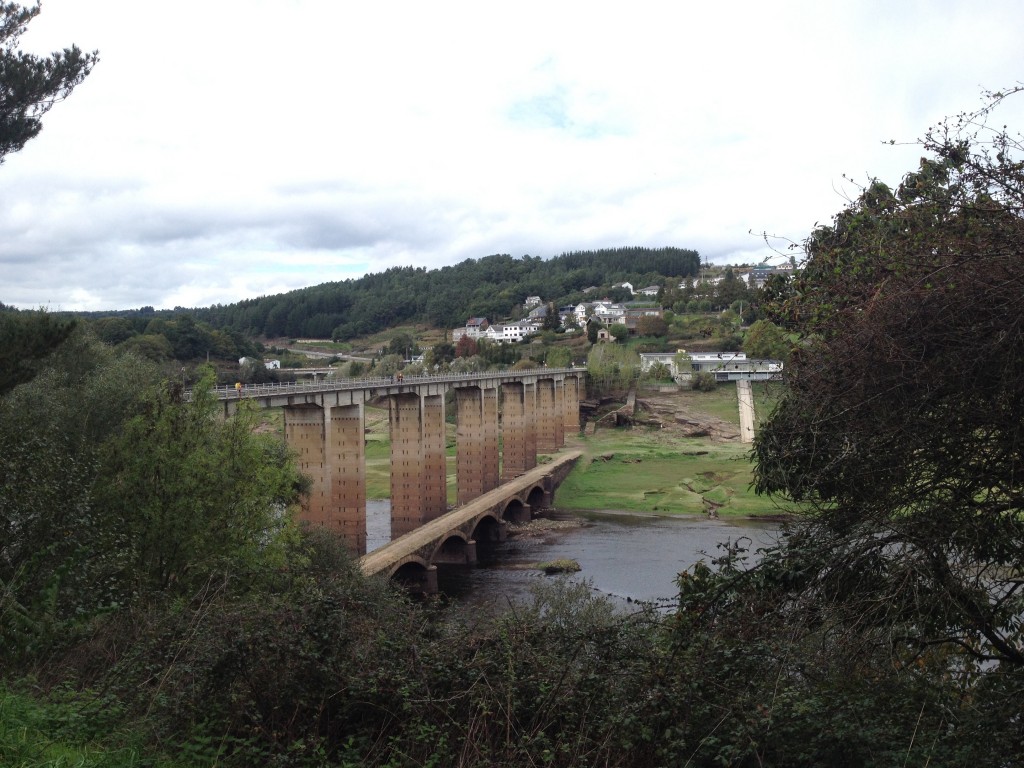 Bridge over Rio Mino 